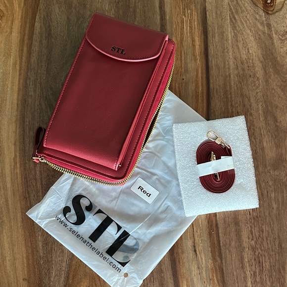 Selena The Label crossbody bag red phone pocket money/change credit card pocket - Picture 3 of 16